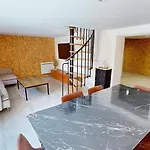Grand Appartement Avec Piscine