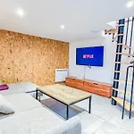 Grand Appartement Avec Piscine