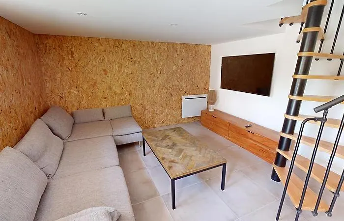 Grand Appartement Avec Piscine