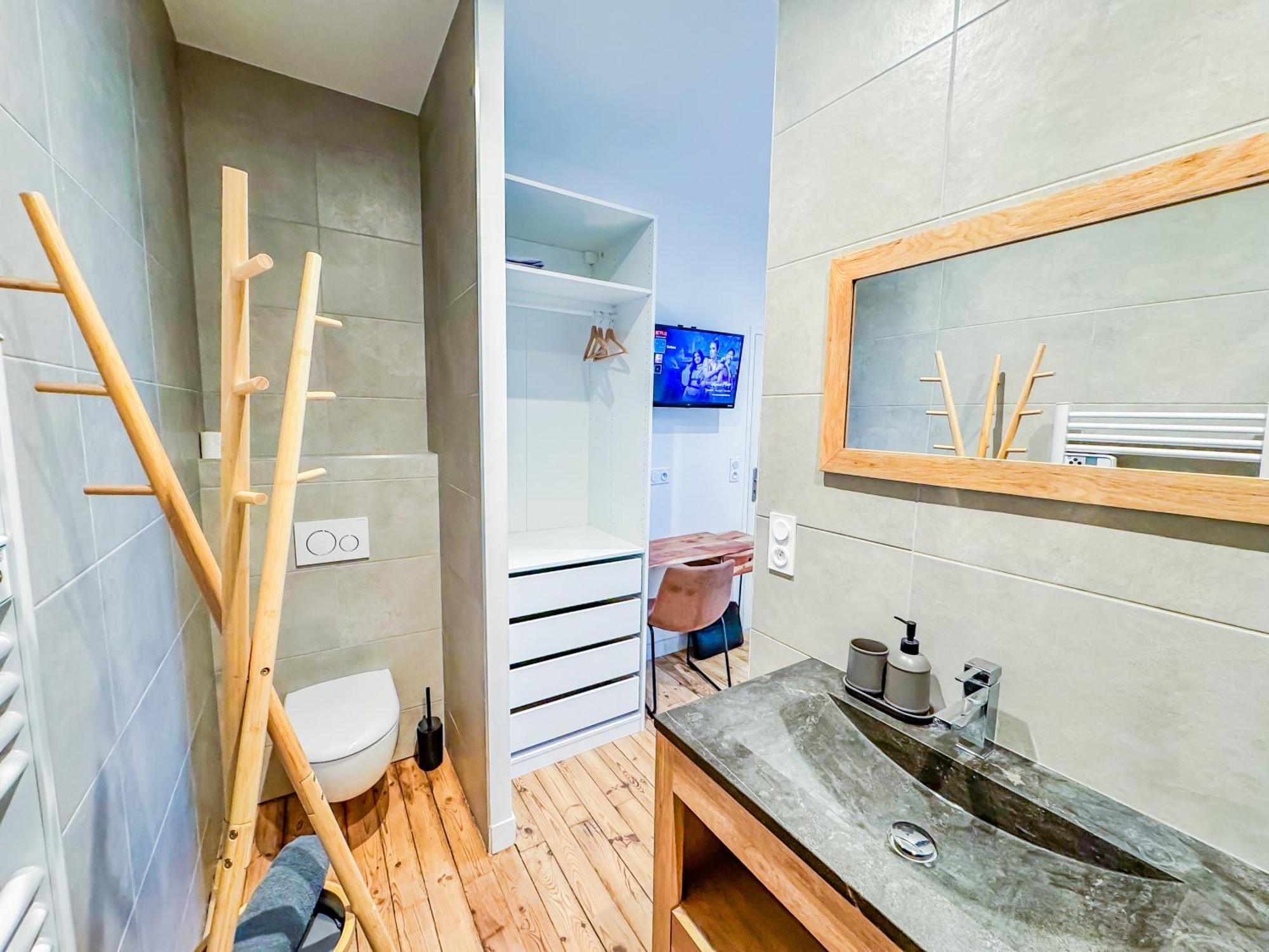 Appartement Grand Avec Piscine *